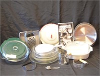 Vintage Baking Items & Casserole Dishes