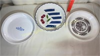 3 vintage pie plates- corningware and pottery