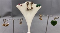 Jewelry Lot Earrings & Pendant