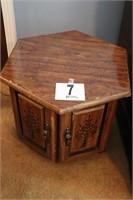 Octagon Side Table (24x23x18") (Buyer Responsible