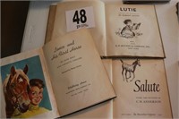 (3) Vintage Books (R1)
