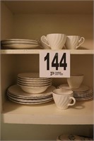 Cups, Plates & Saucers (2 Patterns) (R3)