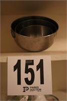 Set of Metal Bowls (R3)