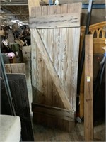 SINGLE WOODEN BARN DOOR