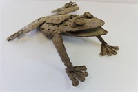 Metal Frog Sculpture - Needs Fixin!