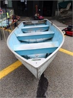 12 FT ALUMINUM ROW BOAT