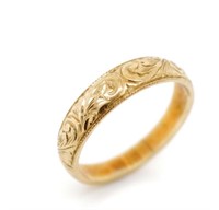 Vintage 9ct rose gold scroll work ring