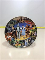 Wizard of Oz 12 in collectible plate. Follow the