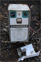 Silver Beauty Charger 300 Amp