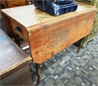Antique Four Leg Dropleaf Table