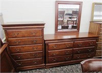 3 Pc. Cherry Bedroom Set (Sleigh Style Bed,