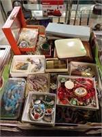 COSTUME JEWELRY LOT