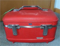 AMERICAN TOURISTER TRAVEL CASE