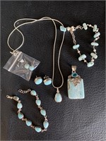 Chrysoprase Pendant bracelet and earrings