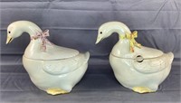 2 Vintage Swan Soup Tureenes