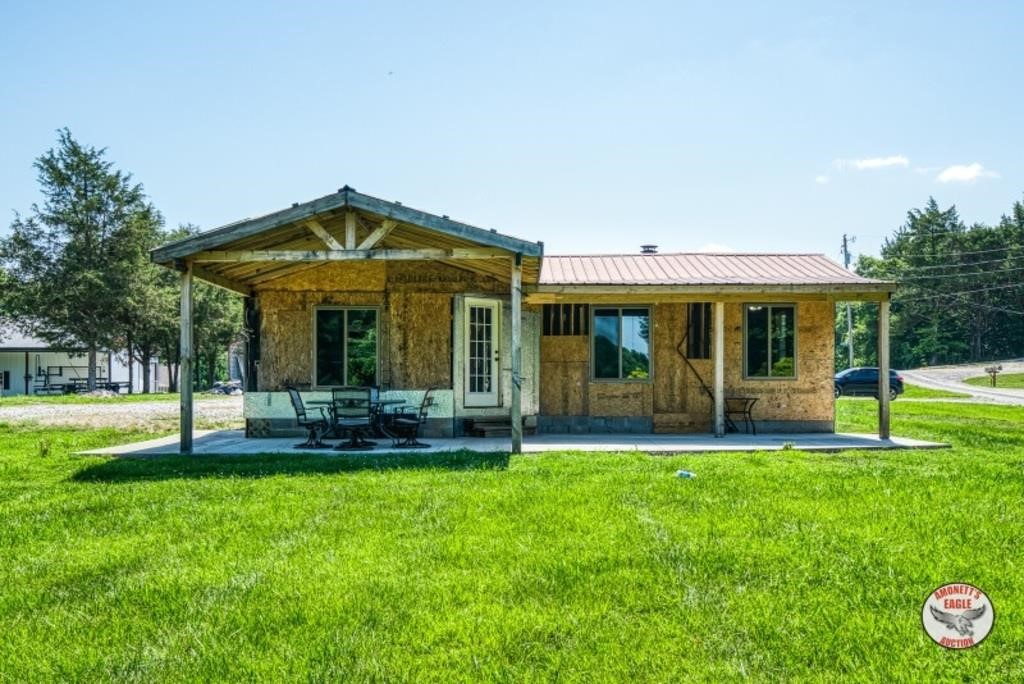Lakeview Cabin & Guest Home - 101 Red Oak Rd.