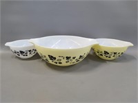 Pyrex Gooseberry Bowls