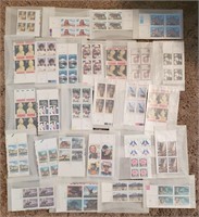 Lot of 25-Cent US Postage Stamps