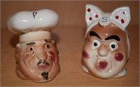 (BS) Vintage Chef's Shakers