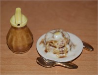 (BS) Pancake & Syrup Mini Shakers