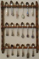 Wood Spoon holder w/ 18 spoons