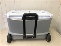 Rubbermaid Cooler with Collapsible Handle & Wheels