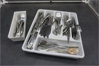 Flatwear in Utensil Tray