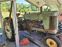 John Deere 60 model tractor -does not run