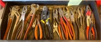 R - MIXED LOT OF PLIERS (R13)