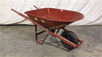 True Temper 4 Cu. Ft. Wheelbarrow Red