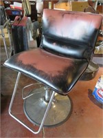 Barber/Tattoo Chair- Height Adjustable