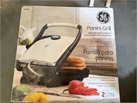 (NIB) GE PANINI GRILL