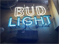 BUD LIGHT NEON LIGHT (TESTED: WORKS)