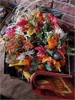 LOT OF ASSORTED FALL DECORATIONS