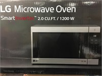 LG 2.0cu ft. Neochef Microwave Oven $220 RETAIL