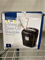 Insignia six sheet crosscut shredder