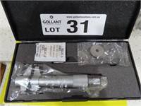 MeasumaX 5-30mm Internal Micrometer & Case