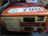 Arlec Battery Charger