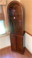 Wooden china cabinet 6ft