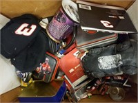 BOX OF ASSORTED EARHARDT COLLECTIBLES