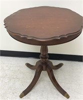 Mahogany Pedestal Lamp Table