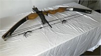 American Archery bow 60lb, 32”