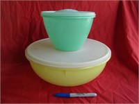 Vintage Large & Small Tupperware Bowls