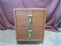 Vintage Kings 2 Drawer Night Stand Needs Cleaning