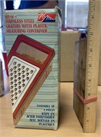 NOS KIMEE 4 STAINLESS GRATERS W PLASTIC CONTAINERS