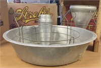 Vintage Metal Kitchen Items Pan, Strainer w/stand