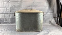 18x13" Large Tin Container W Rack