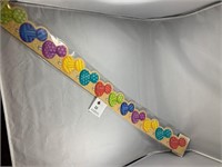 Bulletin board decorative edge pushpins