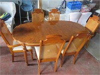 Table and 6 Matching Chairs