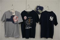 New York Yankee T-Shirts (L) & Oven Mitts